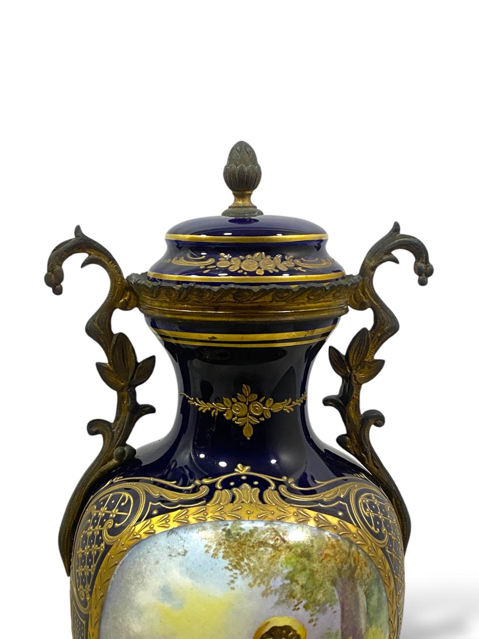 Rare 18th-Century French Sèvres Potiche with Lid – Hand-Painted & Gilded