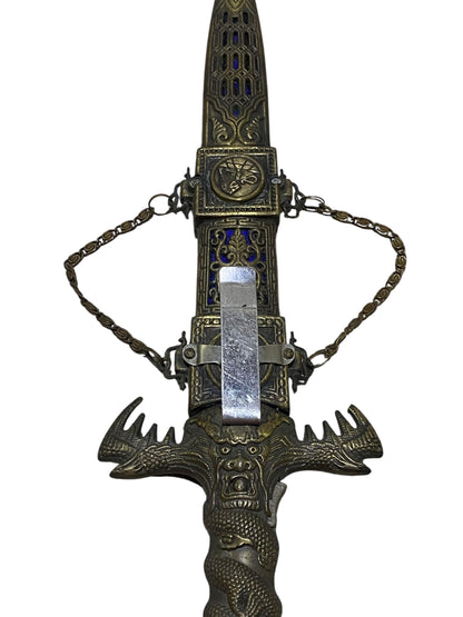 خنجر برونزي صيني عتيق مع غمد - منحوت ومُطلي يدويًا، القرن العشرين