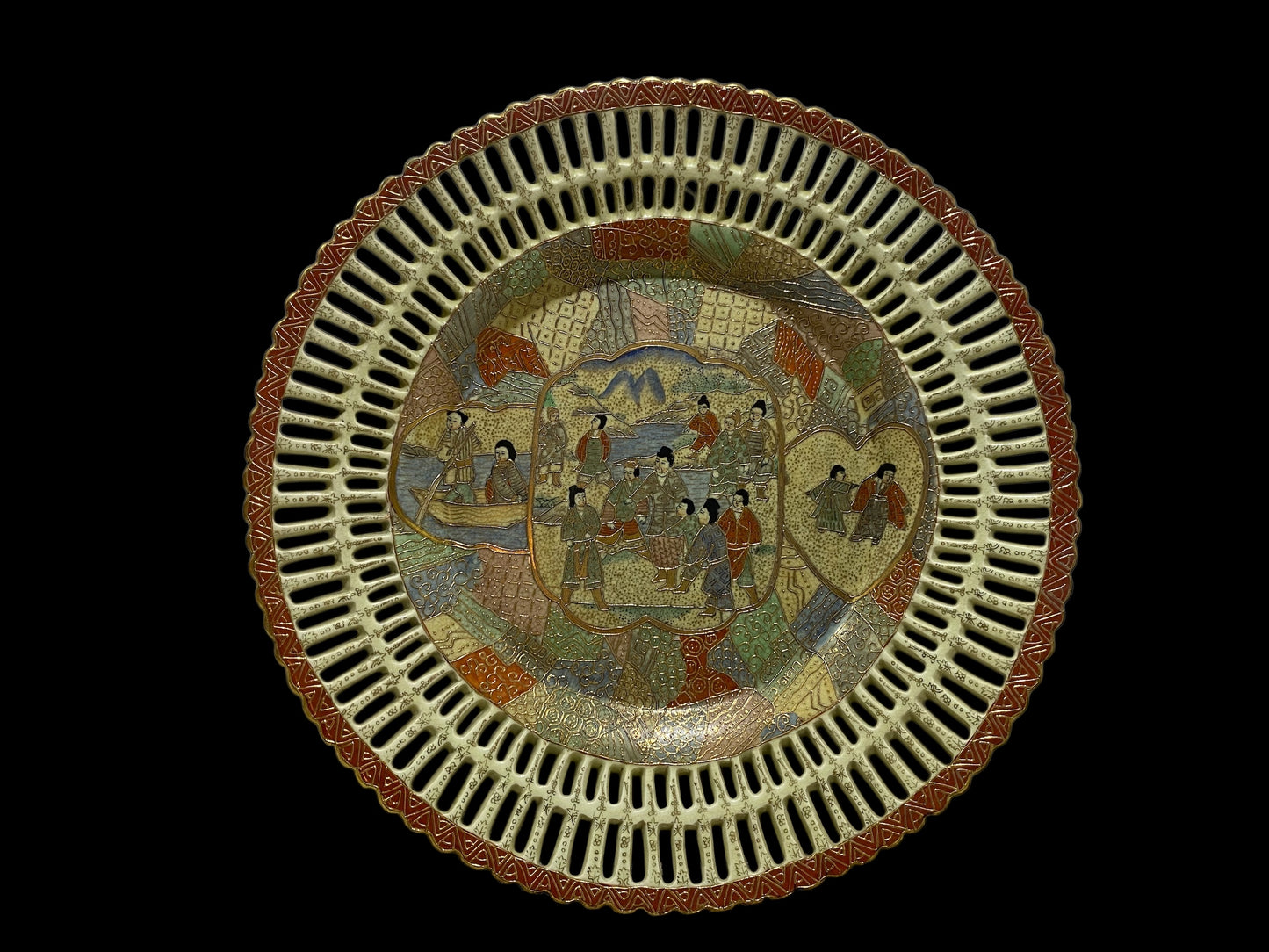 Antique Chinese Satsuma Reticulated Round Plate – Filigree Edge – Hand-Painted Scene