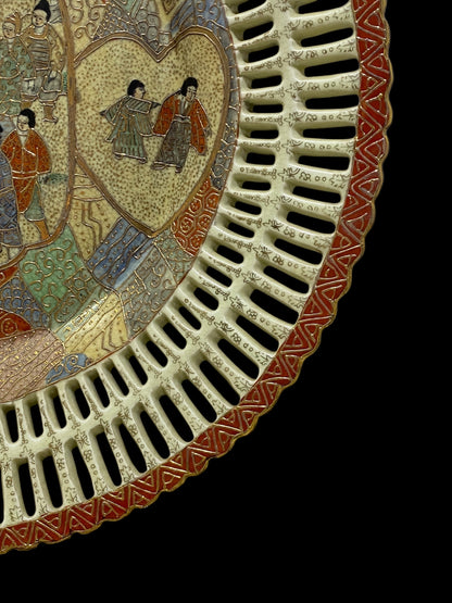 Antique Chinese Satsuma Reticulated Round Plate – Filigree Edge – Hand-Painted Scene