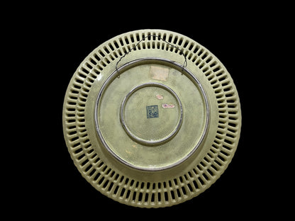 Antique Chinese Satsuma Reticulated Round Plate – Filigree Edge – Hand-Painted Scene