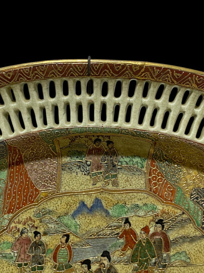 Antique Chinese Satsuma Reticulated Oval Plate – Filigree Edge – Hand-Painted Scene