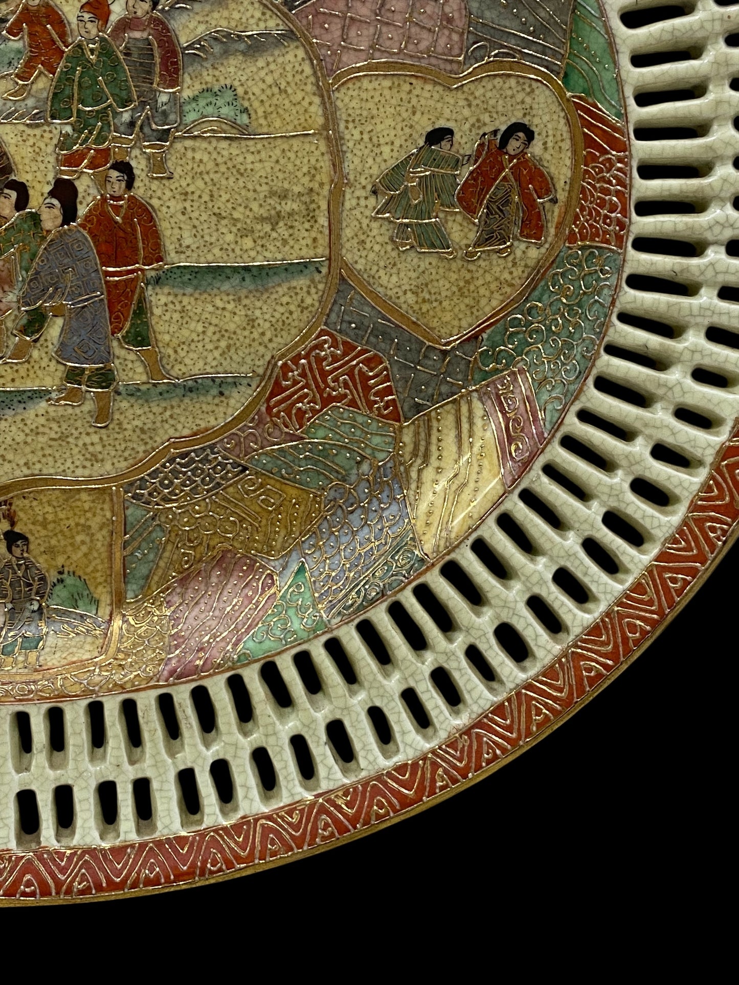 Antique Chinese Satsuma Reticulated Oval Plate – Filigree Edge – Hand-Painted Scene