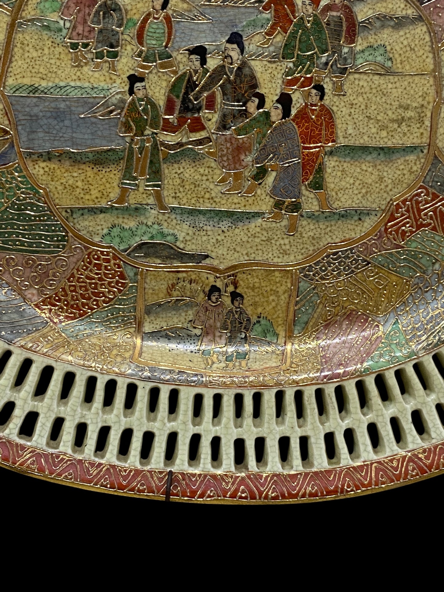 Antique Chinese Satsuma Reticulated Oval Plate – Filigree Edge – Hand-Painted Scene