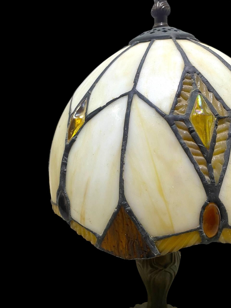 Original Antique American Tiffany Lamp – Handcrafted Stained Glass & Engraved Bronze Base