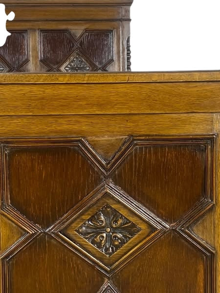 Original Antique English Bed – Hand-Carved Oak