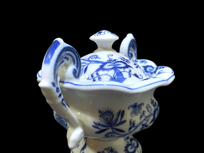 Blue Danube Japanese Lidded Sugar Bowl – Hand-Painted Export Piece