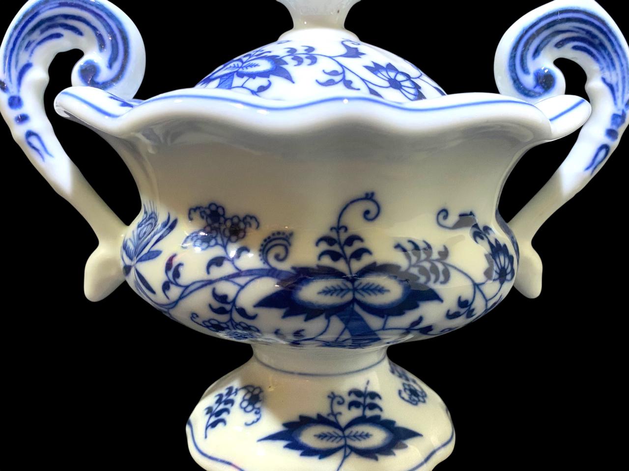 Blue Danube Japanese Lidded Sugar Bowl – Hand-Painted Export Piece