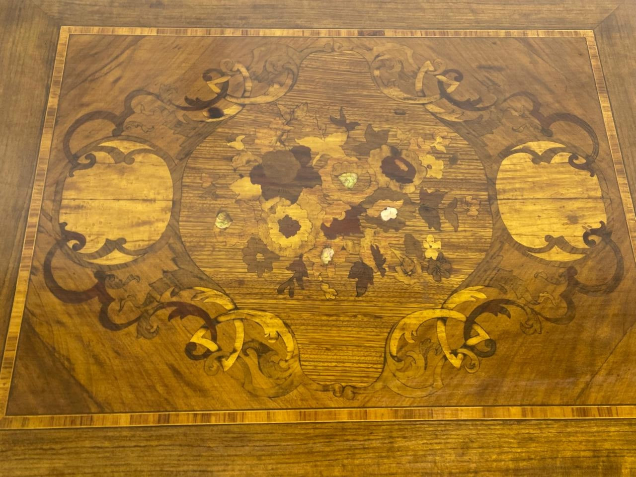 Antique French Center Table – Solid Mahogany Wood with Marquetry and Bronze Frame